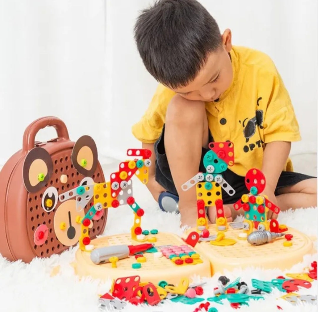 Screw Puzzle Suitcase ( 203 pcs)