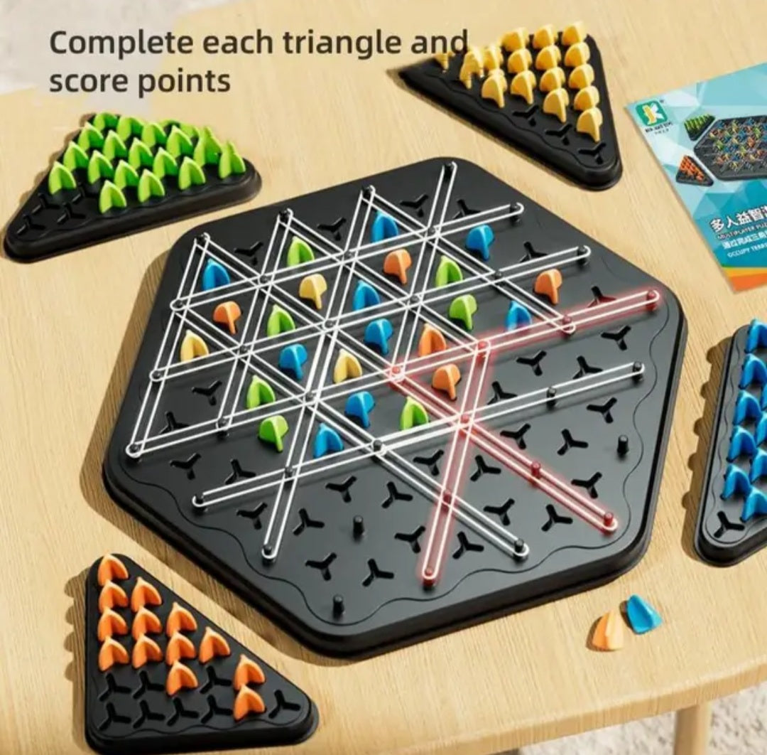 Chain triangle chess game